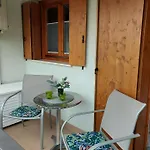 Dina - Garten, Klima, Pool, Parkplatz, Wifi Lazise