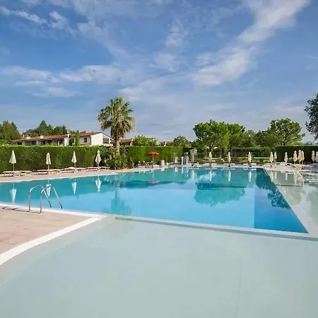 Dina - Garten, Klima, Pool, Parkplatz, Wifi * Lazise