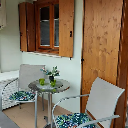 Dina - Garten, Klima, Pool, Parkplatz, Wifi Lazise